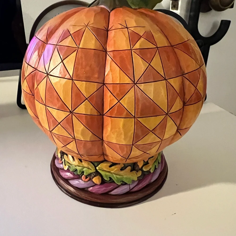 Jim Shore Heartwood Creek Blessings of the Harvest Quilt Massachusetts Pumpkin - Picture 8 of 10